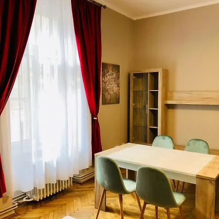 Apartment Ultra-central Just In Union Squere Timisoara