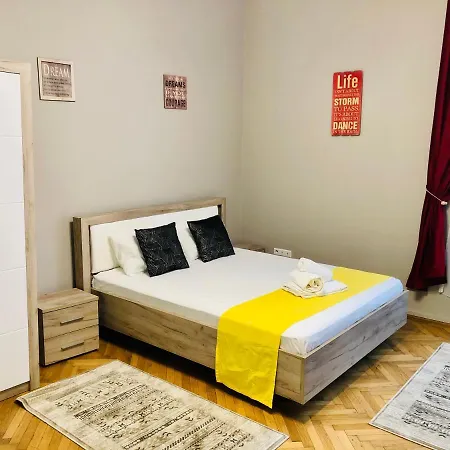 Ultra-central Just In Union Squere * Timisoara