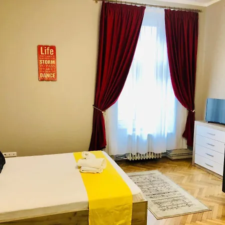 Ultra-central Just In Union Squere Apartment Timisoara